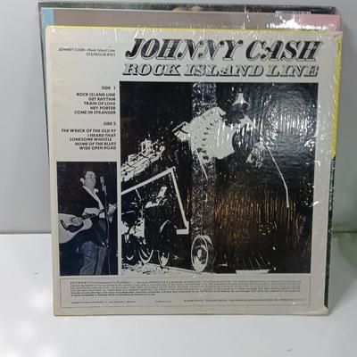 Three record LP'S Dolly- Kenny Rogers and Johnny Cash