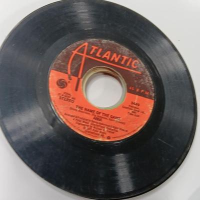 Great artists! two small stacks of vintage LP 45's Record's - Abba - Pink Floyd - Eagles and others