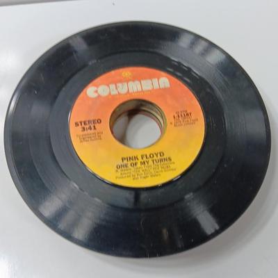 Great artists! two small stacks of vintage LP 45's Record's - Abba - Pink Floyd - Eagles and others