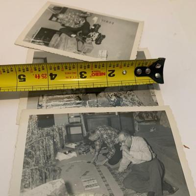Vintage Photos - 1940s Model Railroad Trains / Christmas