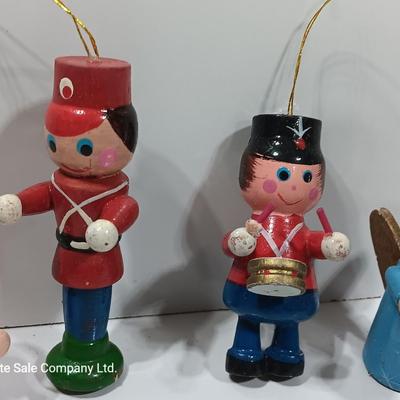 Vintage wooden ornaments -Santa & Mrs -. Drummer boy - marching band and more