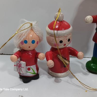 Vintage wooden ornaments -Santa & Mrs -. Drummer boy - marching band and more