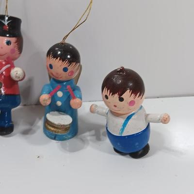 Vintage wooden ornaments -Santa & Mrs -. Drummer boy - marching band and more