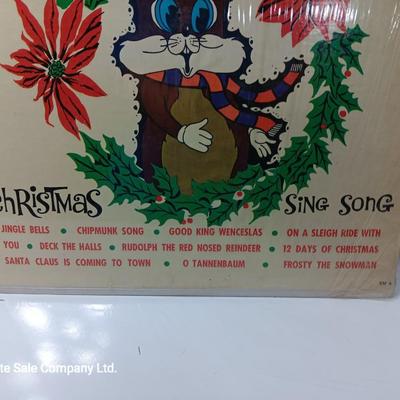 Christmas music on Record LP'S - Bing Crosby - Glan Campbell - Woody the Woodchuck