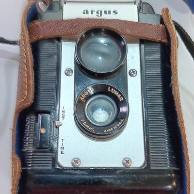 Vintage Argus seventy-five camera with camera bag