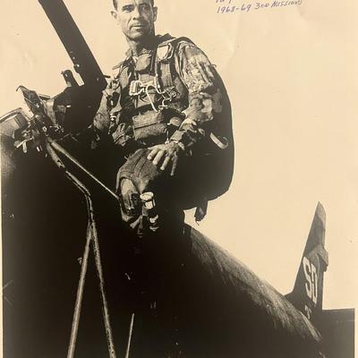 WWII Flying Ace USAF Colonel Abner M. Aust signed photo