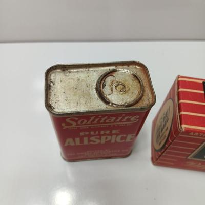 Vintage Allspice and Opaline cleaning wool