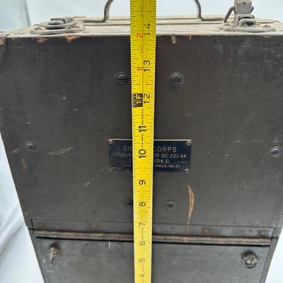 Signal Corps B-24 Fequency Meter (see description)