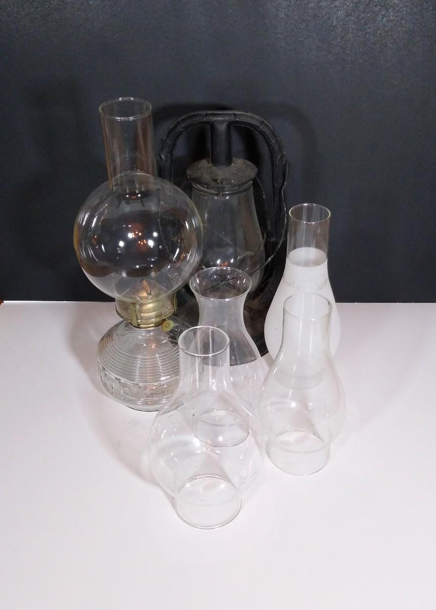 LOT 164O Antique Dietz Monarch Kerosene Lamp, Kaaden Ltd Hurricane Oil