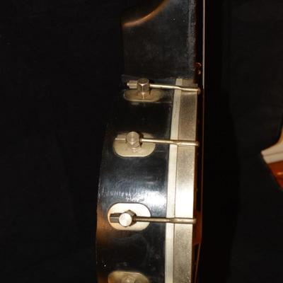 Vintage 4 String TrueTone Banjo