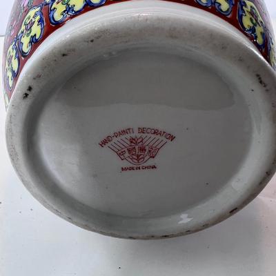 Hand Painted 10" Chinese Vase