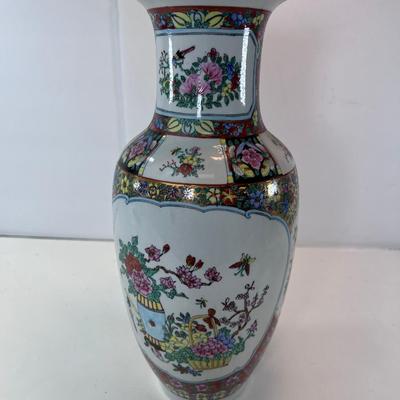 Hand Painted 10" Chinese Vase