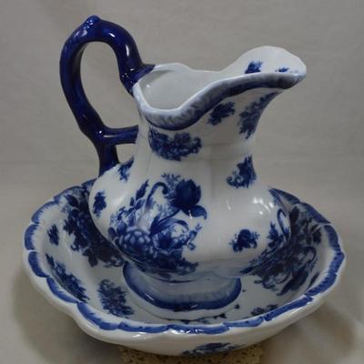 Vintage Canton Hand Painted Porcelain Pitcher & Basin 12.75x12