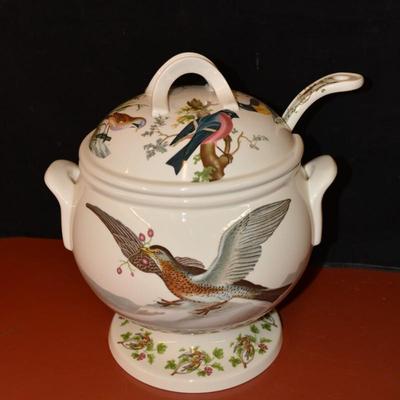 Vintage Portmeirion â€œBirds of Britainâ€ Tureen w/ Lid & Ladle 12.5x11