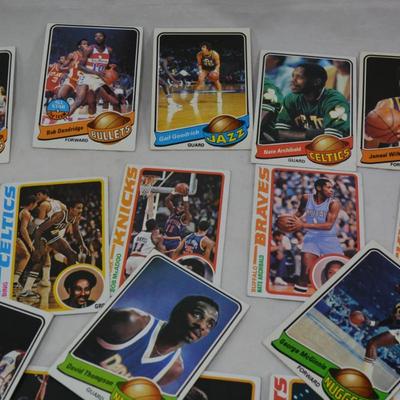 Lot of 95 NBA Hall of Famers Basketball Cards, â€™71-â€˜72/â€79-â€˜80