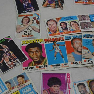 Lot of 95 NBA Hall of Famers Basketball Cards, â€™71-â€˜72/â€79-â€˜80