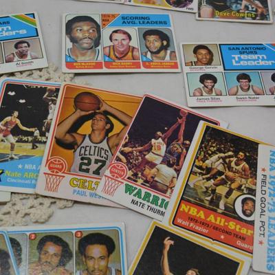 Lot of 95 NBA Hall of Famers Basketball Cards, â€™71-â€˜72/â€79-â€˜80