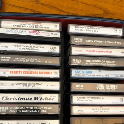 Travel case with cassettes