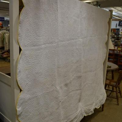 Very Vintage Hand Pieced & Stitched Wedding Ring Quilt, Signed 1930 90x78