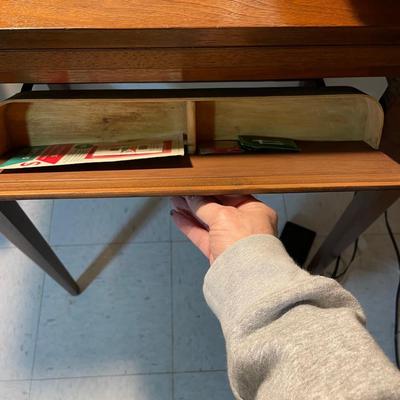 Brother sewing machine, clip light,spool rack, sewing machine table