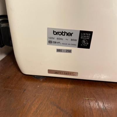 Brother sewing machine, clip light,spool rack, sewing machine table