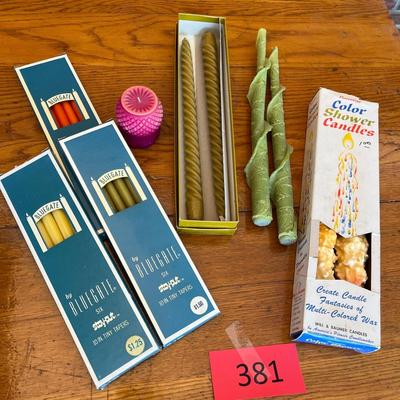 Lot of vintage candles