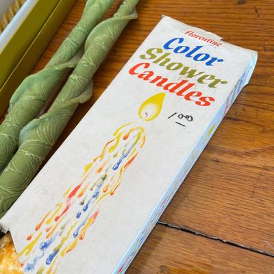 Lot of vintage candles