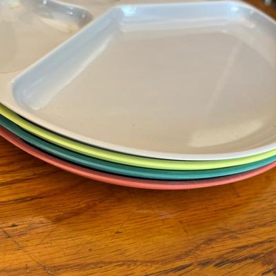 Lot of plastic picnic dishes