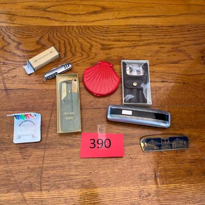 Lot of personal care items