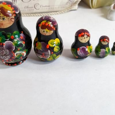 Tchotchke's and Trinket's