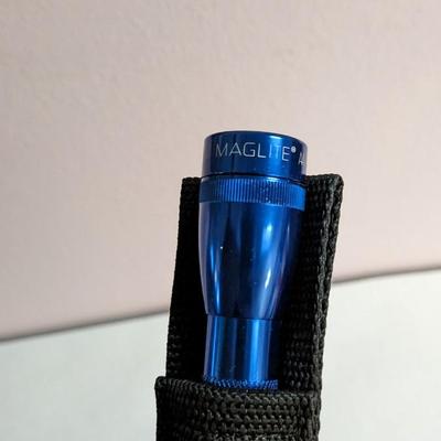 What's In a Man's Pocket