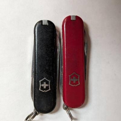 What's In a Man's Pocket
