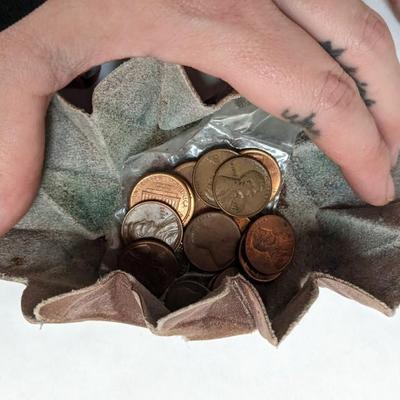 What's In a Man's Pocket