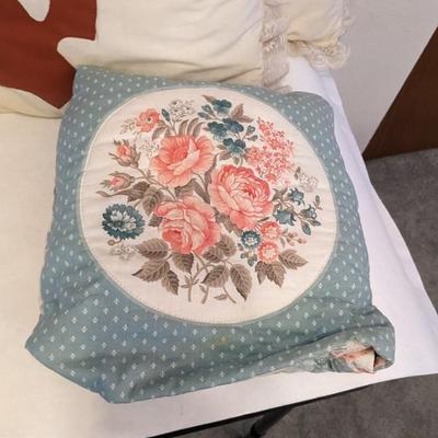 Vintage Throw Pillows