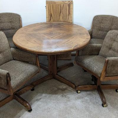 Vintage Dining 
