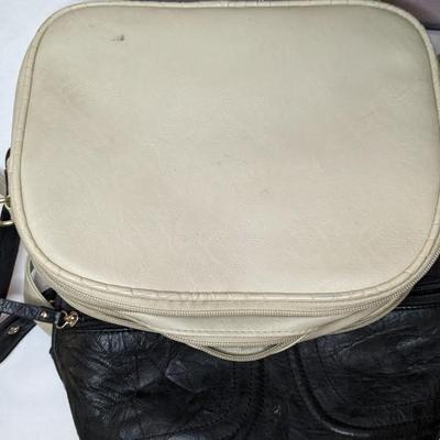 Purses and Handbooks