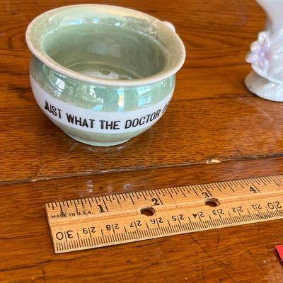 Ceramic Antique souvenir items