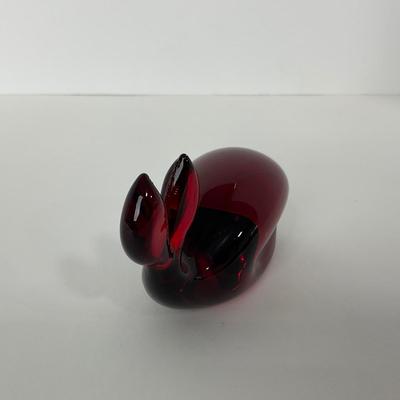 -19- VIKING | Ruby Red Glass Whale