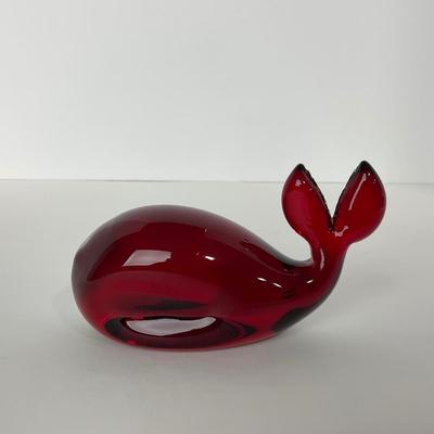 -19- VIKING | Ruby Red Glass Whale