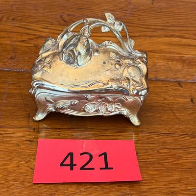 Metal jewelry box
