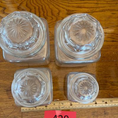 Glass canister set