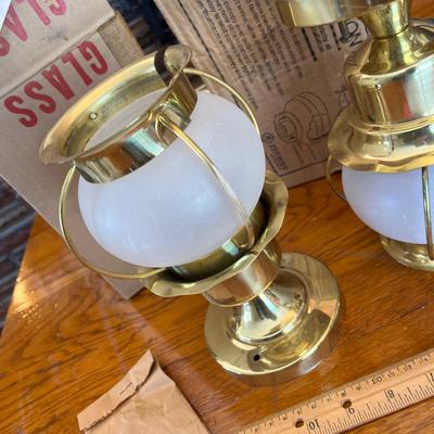 2 Brass light fixtures NIB