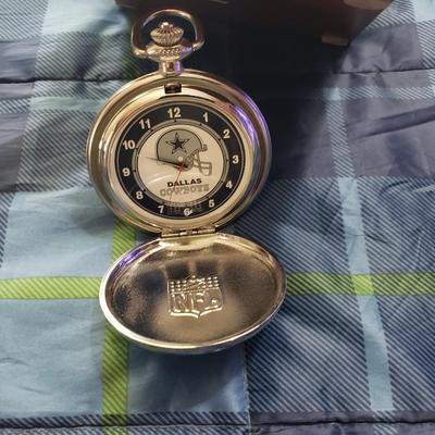 Dallas Cowboys pocket watch with leather scabbard and display case