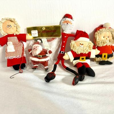 Lot of 1970's Vintage Santa Clauses