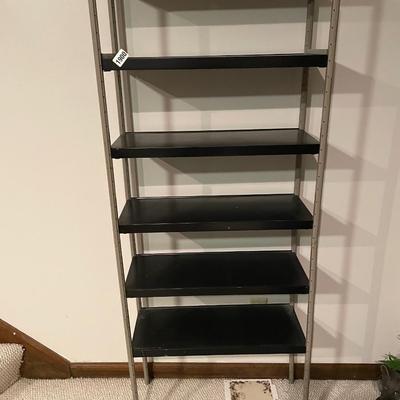 Lightweight storage shelf
