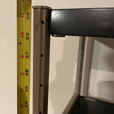 Lightweight storage shelf