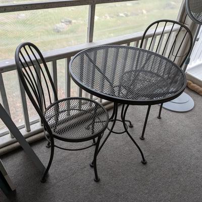 Well Preserved Vintage Bistro Set