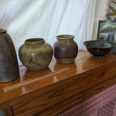 Set of 4 "Door Pottery" Containers