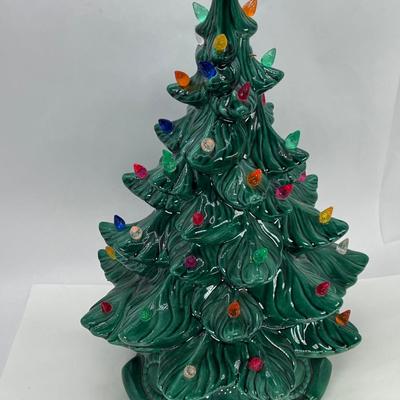 Holland Mold dark green Ceramic Christmas Mini Tree Lights â€œ16 Vintage working