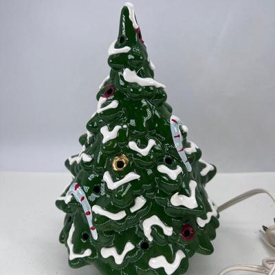 Ceramic Christmas tree Vintage Lefton Electric Candy Cane working no mini bulbs